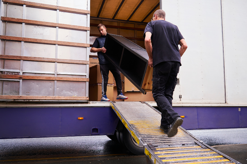 Residential cleanout services in Denver